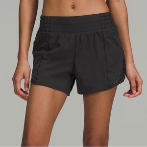 Lululemon Hotty Hot Shorts 4”